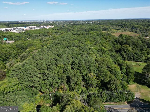 14 PATTERSON LN, Newark, DE 19702