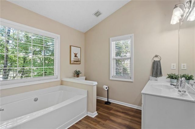 4458 High Gate Drive NW, Acworth, GA 30101