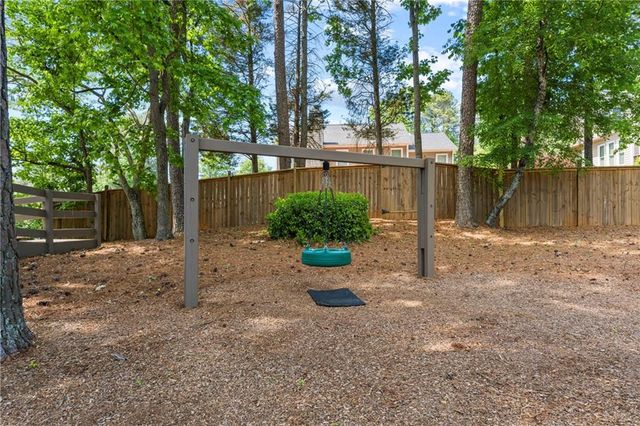 4458 High Gate Drive NW, Acworth, GA 30101