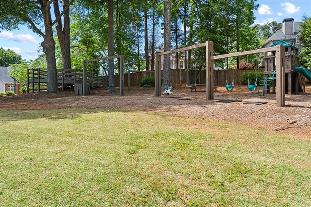4458 High Gate Drive NW, Acworth, GA 30101