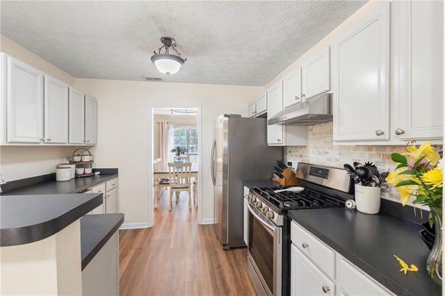 4458 High Gate Drive NW, Acworth, GA 30101