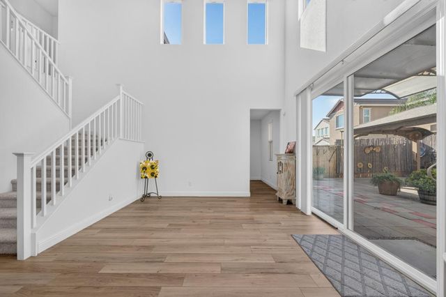 3989 Salt Point Way, Rancho Cordova, CA 95742