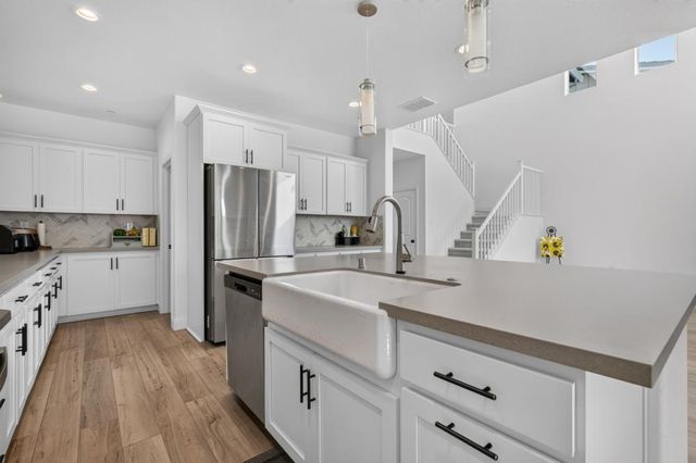 3989 Salt Point Way, Rancho Cordova, CA 95742