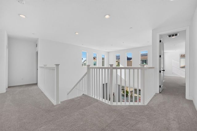 3989 Salt Point Way, Rancho Cordova, CA 95742