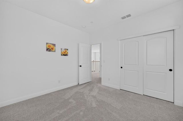 3989 Salt Point Way, Rancho Cordova, CA 95742
