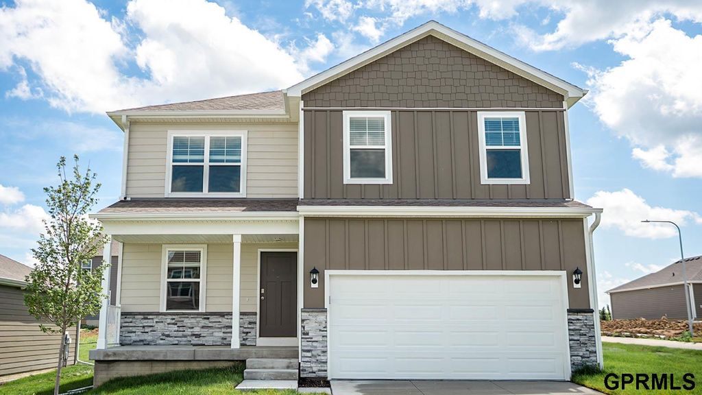 13011 S 66th Avenue, Papillion, NE 68157