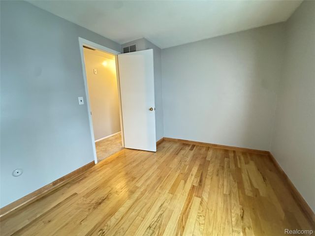 6958 Harvard Lane, Canton Charter Township, MI 48187