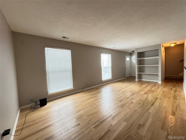 6958 Harvard Lane, Canton Charter Township, MI 48187