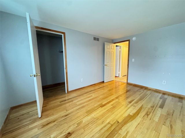 6958 Harvard Lane, Canton Charter Township, MI 48187