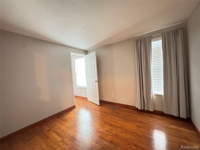 6958 Harvard Lane, Canton Charter Township, MI 48187