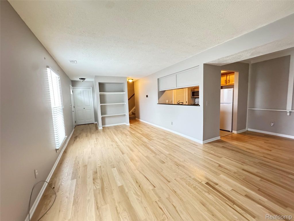 6958 Harvard Lane, Canton Charter Township, MI 48187