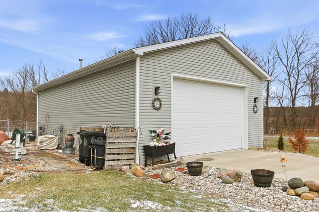 2119 E Vienna Road, Thetford Twp, MI 48420