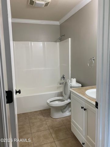 410 Common Pointes Drive, Lafayette, LA 70507