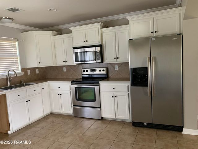 410 Common Pointes Drive, Lafayette, LA 70507