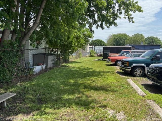23736 Sherwood Avenue, Warren, MI 48091