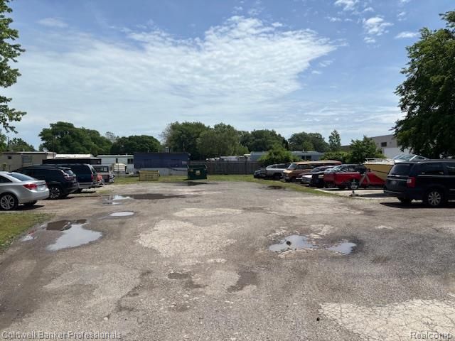 23736 Sherwood Avenue, Warren, MI 48091