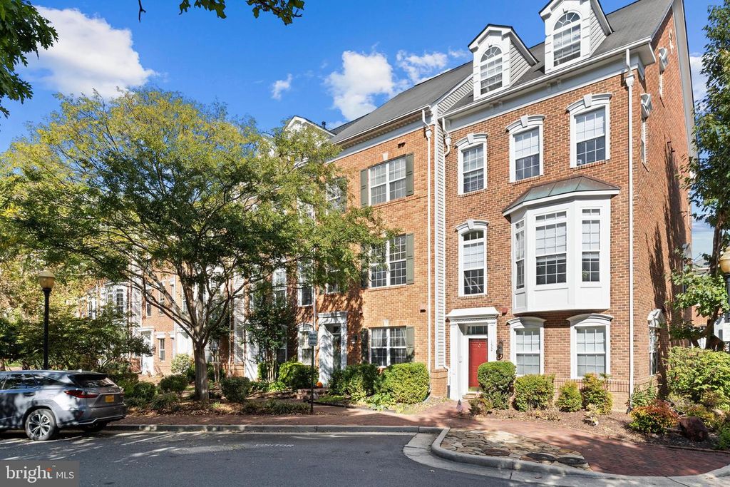 150 MARTIN LN, Alexandria, VA 22304