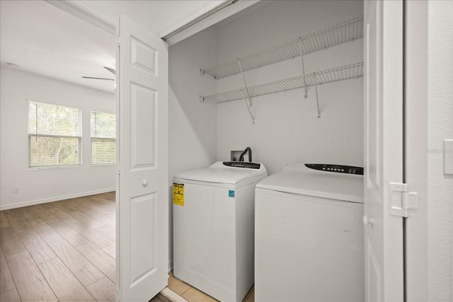 9161 SHEPTON STREET, Orlando, FL 32825