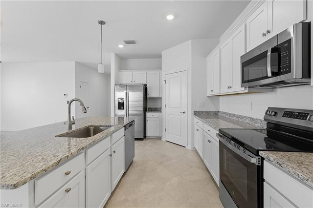 3984 Sweet Alyssum TER, Alva, FL 33920