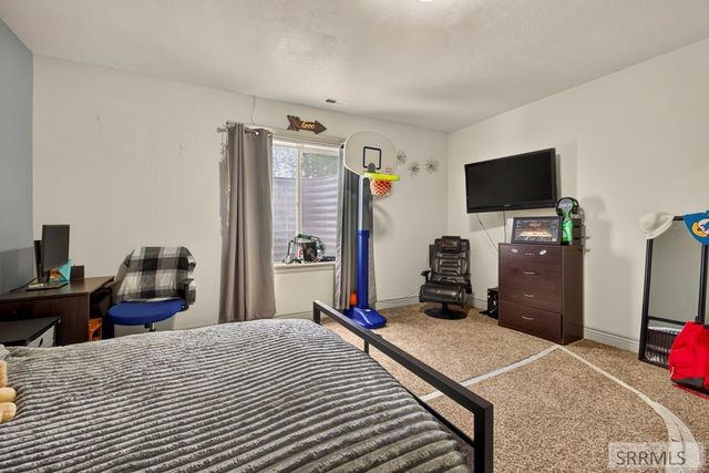 3879 E 12 N, Rigby, ID 83442