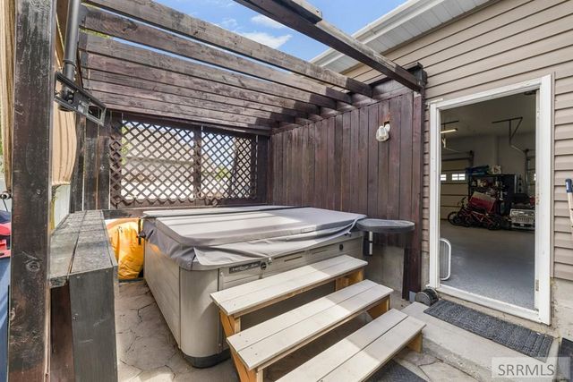 3879 E 12 N, Rigby, ID 83442