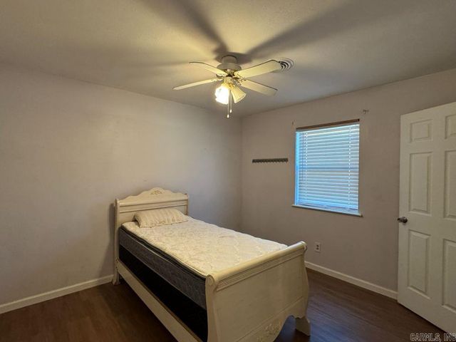 1000 W 17th Terrace, Russellville, AR 72801