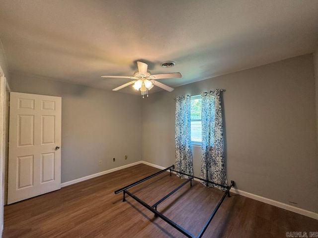 1000 W 17th Terrace, Russellville, AR 72801