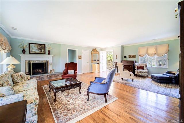 650 Netherwood Road, Hyde Park, NY 12538