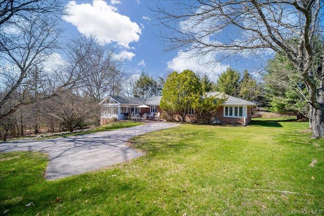 650 Netherwood Road, Hyde Park, NY 12538