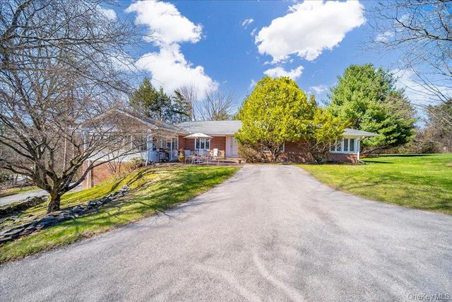 650 Netherwood Road, Hyde Park, NY 12538