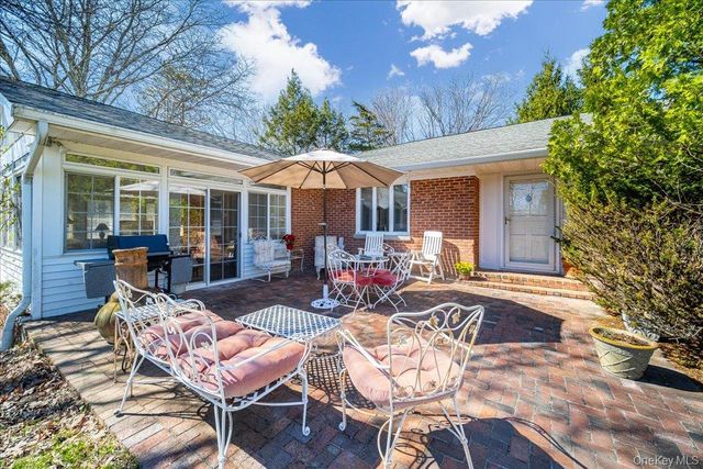 650 Netherwood Road, Hyde Park, NY 12538