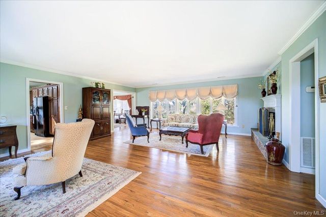 650 Netherwood Road, Hyde Park, NY 12538