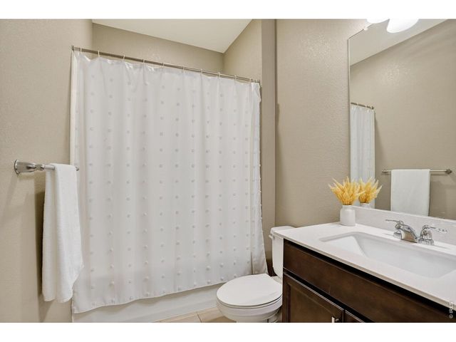 317 N 64th Ave, Greeley, CO 80634