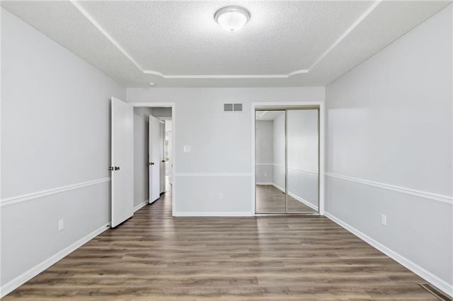 1736 SE Silkwood Court, Lee's Summit, MO 64063