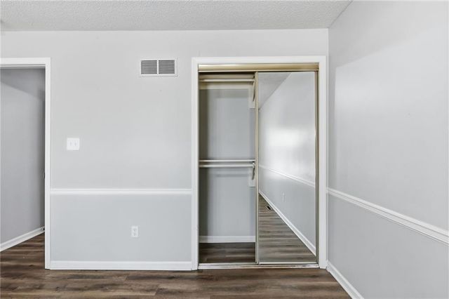 1736 SE Silkwood Court, Lee's Summit, MO 64063