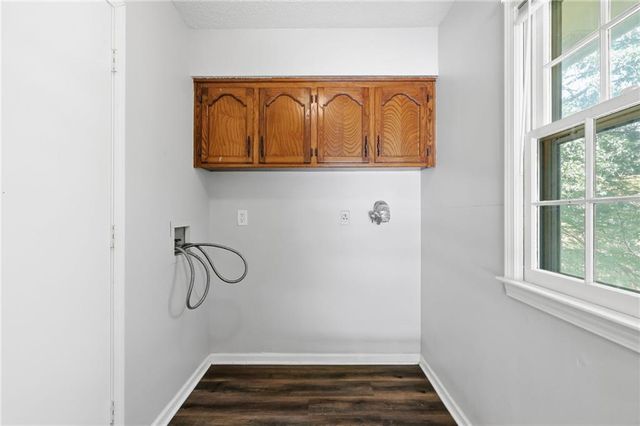 1736 SE Silkwood Court, Lee's Summit, MO 64063