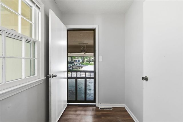 1736 SE Silkwood Court, Lee's Summit, MO 64063