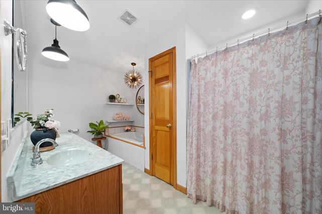 1265 BOWMAN RD, Milford, DE 19963