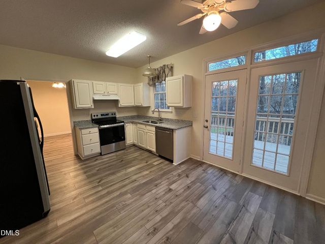 203 Caraway Lane, Cary, NC 27519