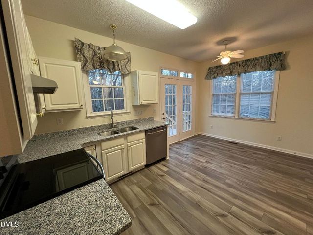 203 Caraway Lane, Cary, NC 27519