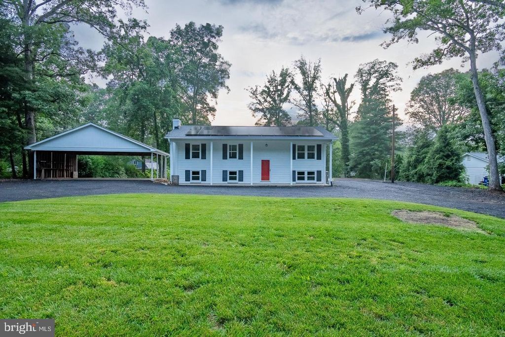 9512 SILAS DR, Nokesville, VA 20181