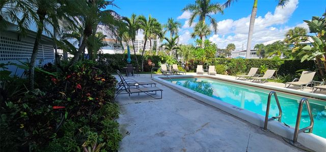 3212 NE 12th Street 202, Pompano Beach, FL 33062