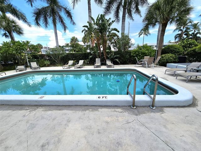 3212 NE 12th Street 202, Pompano Beach, FL 33062