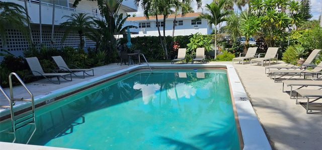 3212 NE 12th Street 202, Pompano Beach, FL 33062