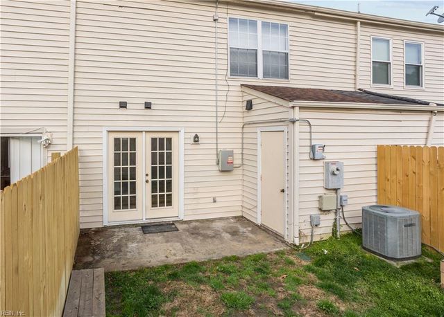 213 Cedar Creek TER, Chesapeake, VA 23322