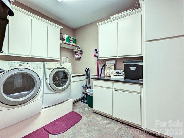 15001 Majestic Oak Drive, Charlotte, NC 28278