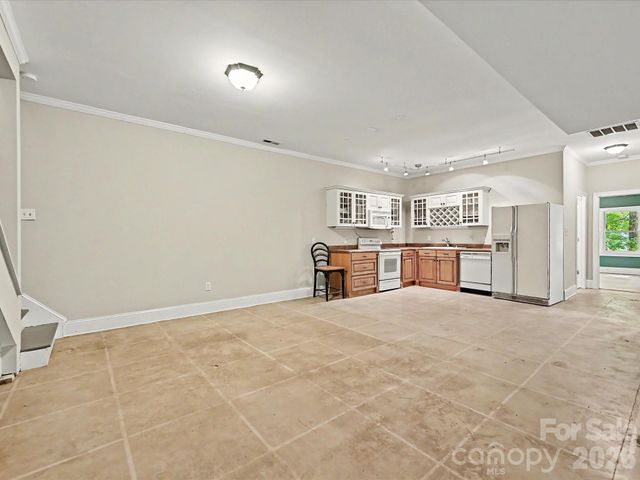 15001 Majestic Oak Drive, Charlotte, NC 28278