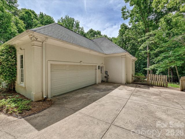 15001 Majestic Oak Drive, Charlotte, NC 28278