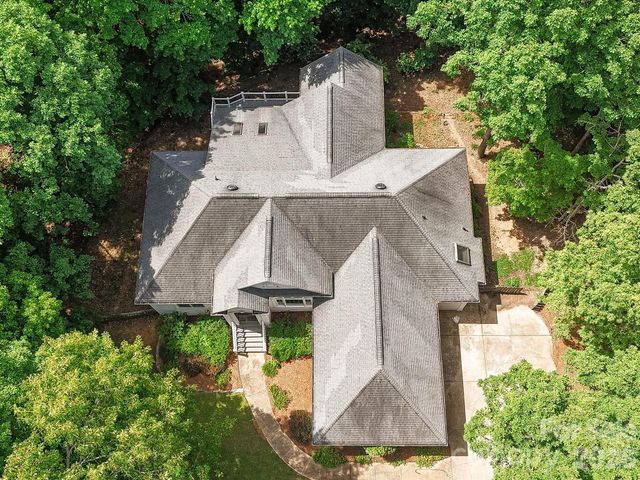 15001 Majestic Oak Drive, Charlotte, NC 28278