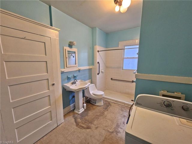 4902 Cherry Street, Winston-salem, NC 27105